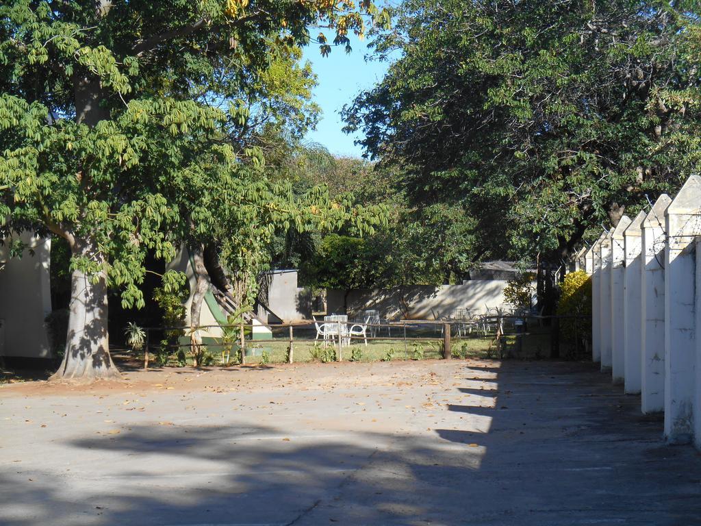 Victoria Falls Budget Hotel 외부 사진